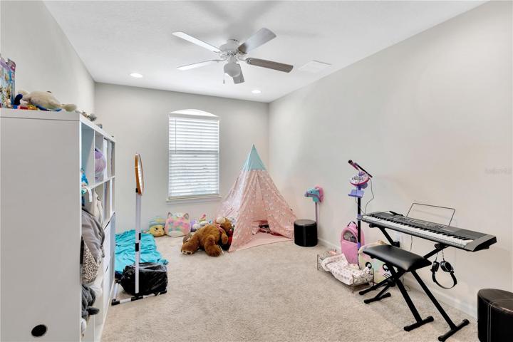 UPSTAIRS LOFT