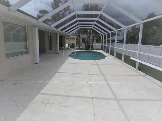 VERY LARGE POOL AREA