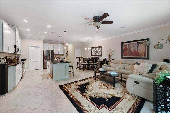 LIVING AREA.