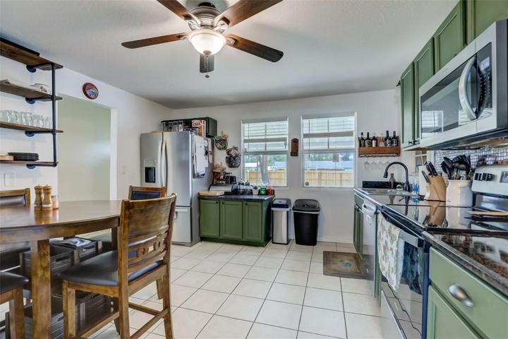 Kitchen and dinette area