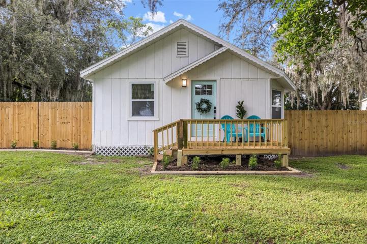 Welcome home to 34735 Buck Rd