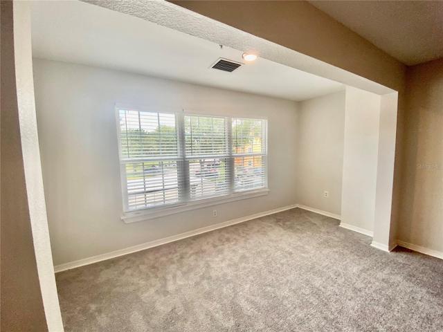 DEN/ OFFICE SPACE