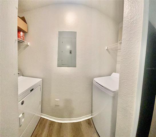 INSIDE LAUNDRY