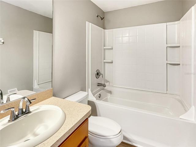 2nd Floor Bath