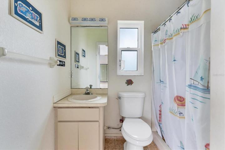 Guest Bath.