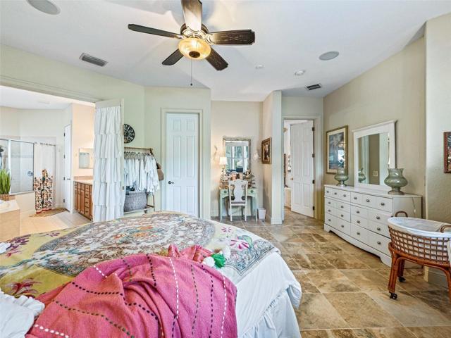 2 large walk in closets in primary bedroom