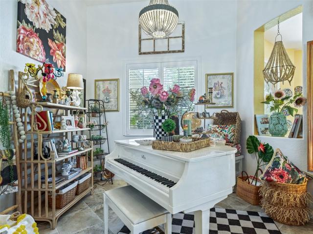 Great area for a piano, or whatever you want