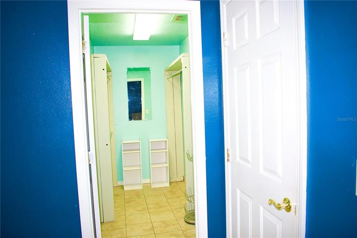 Master closet entrance