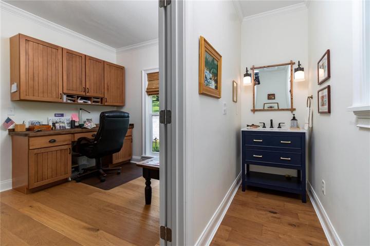 Office & 1/2 Bath