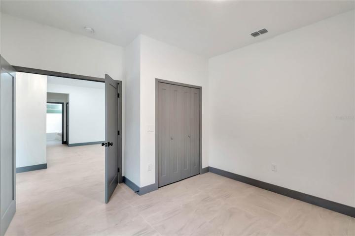 Flex room
