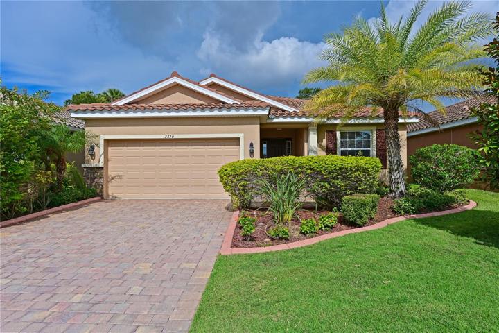 2830 Oriole Dr Front View