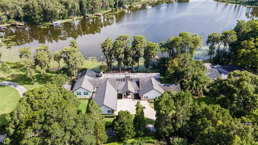 Lakefront Dream Home