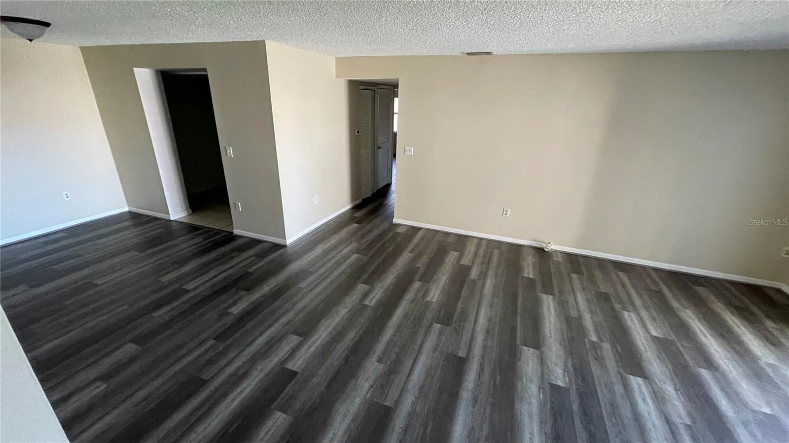 LIVING ROOM - NO CARPET THROUGH OUT