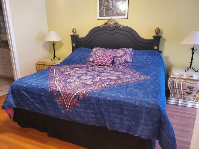 King Bed