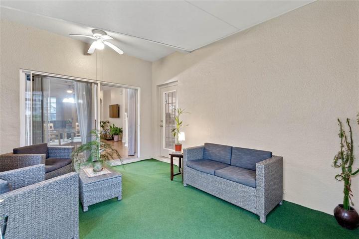 Screened in patio