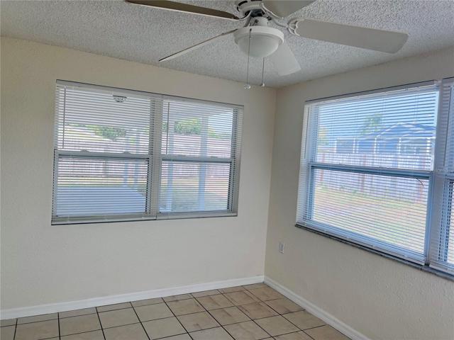 Bonus room/bedroom 3/office