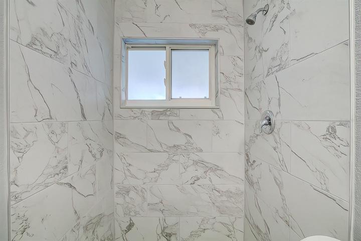 ensuite shower