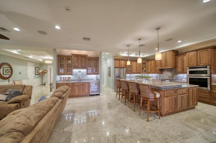 Relax and enjoy the ultimate in beach living and relaxing!