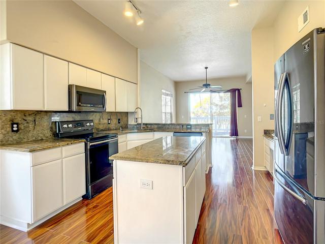 kitchen to family room to deck