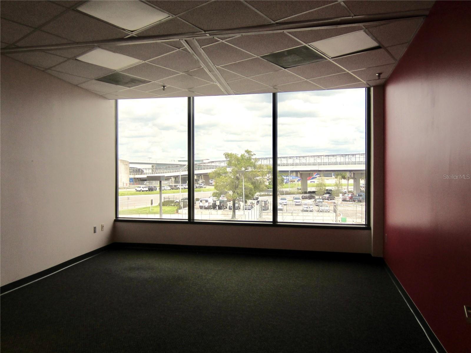 Unit 2502 private room#1