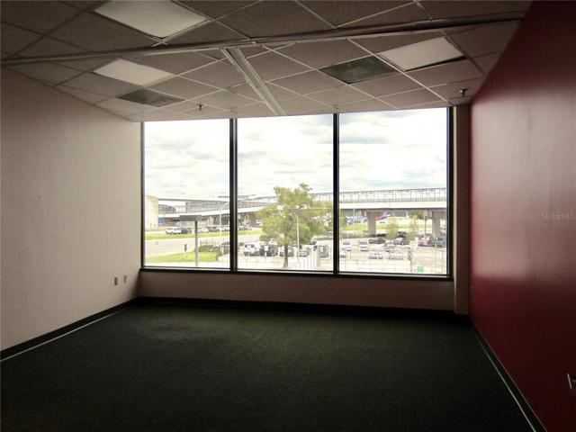 Unit 2502 private room#1