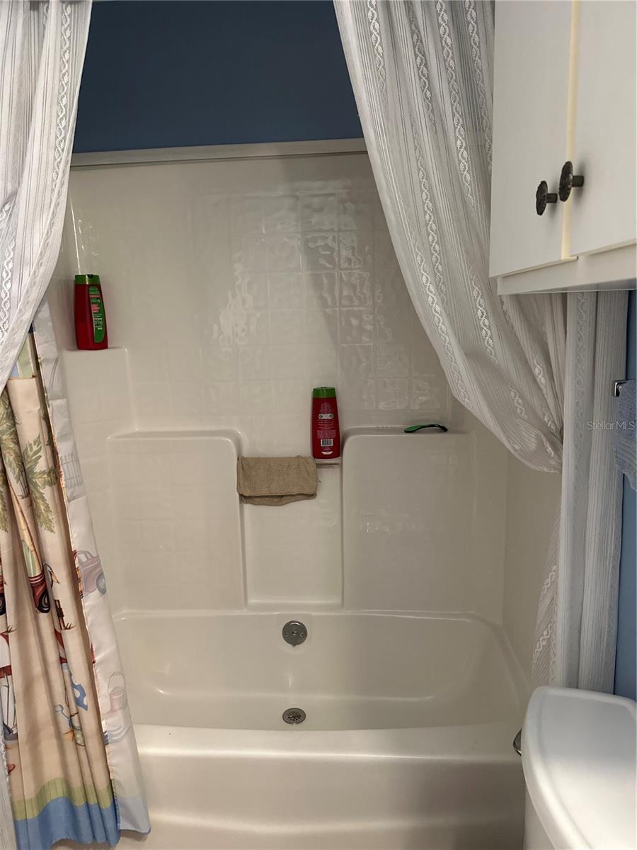 Guest Bathtub