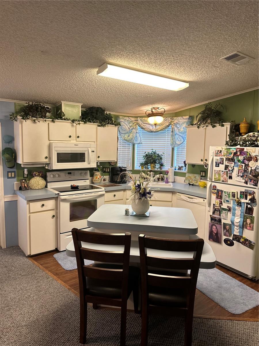 Kitchen Bar