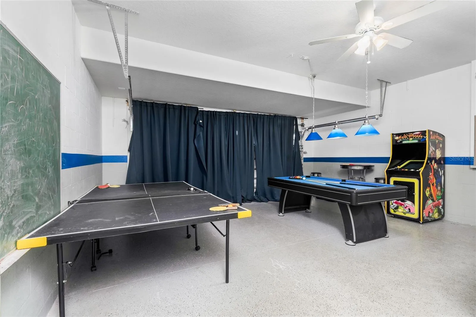 1401 Wexford Way, Davenport, Florida 33896, 6 Bedrooms Bedrooms, ,6 BathroomsBathrooms,Residential,For Sale,WEXFORD,U8208942