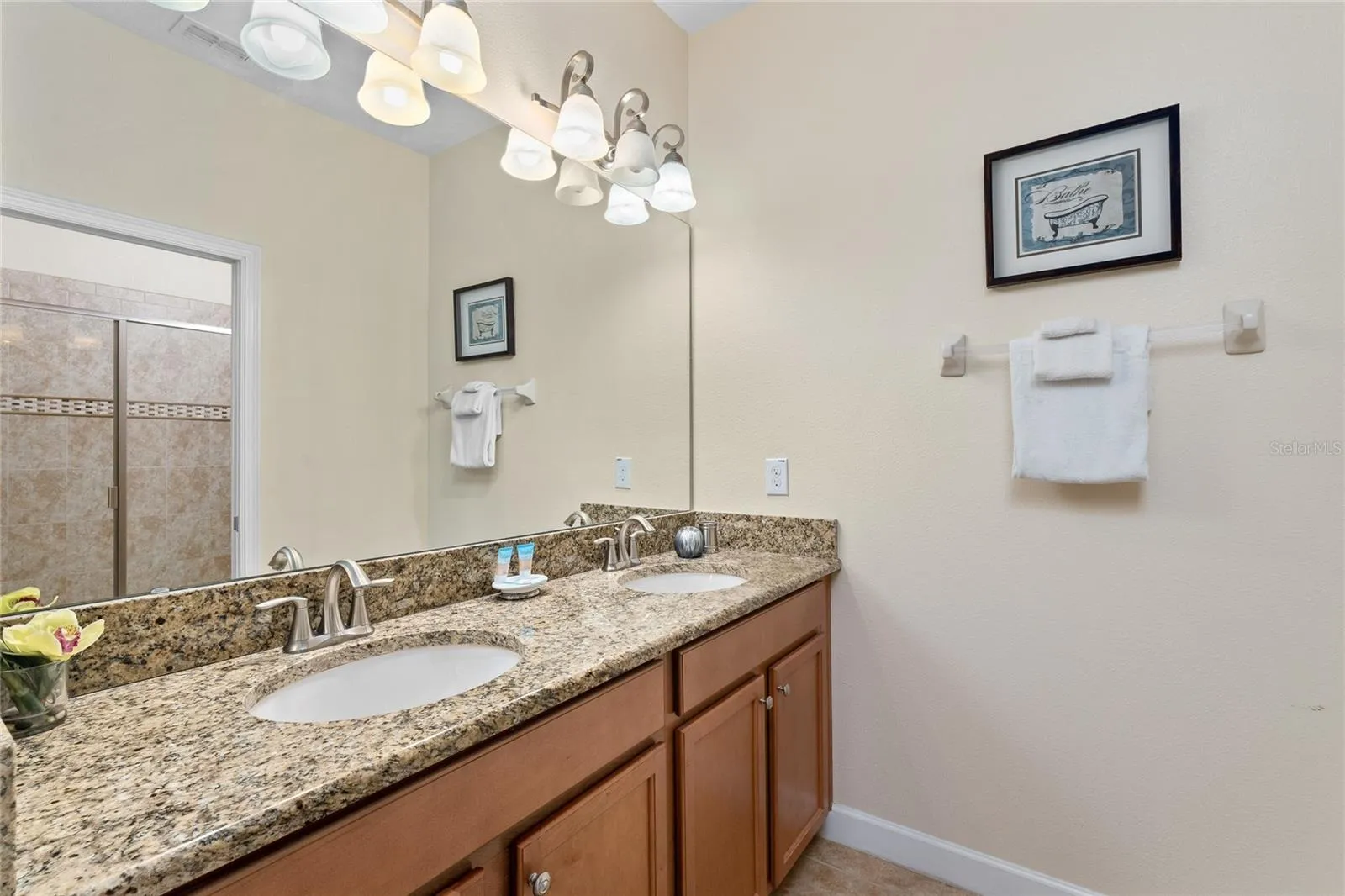 1401 Wexford Way, Davenport, Florida 33896, 6 Bedrooms Bedrooms, ,6 BathroomsBathrooms,Residential,For Sale,WEXFORD,U8208942