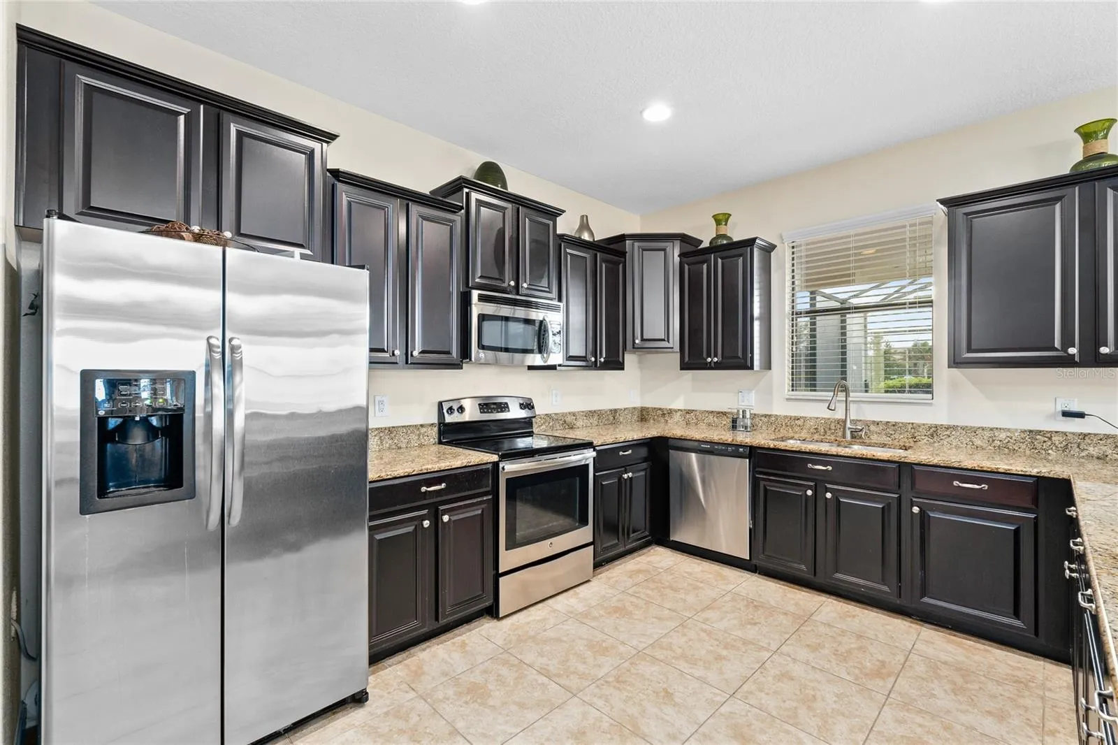 1401 Wexford Way, Davenport, Florida 33896, 6 Bedrooms Bedrooms, ,6 BathroomsBathrooms,Residential,For Sale,WEXFORD,U8208942