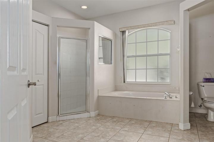 6412 91 Avenue East, Parrish, FL 34219 MLS # A4578299 Ancient OaksMaster bath with double sinks, shower and soaking tub
