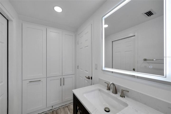 UPGRADED Master Bath