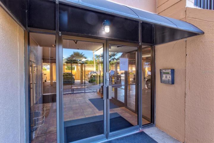 Entry to building