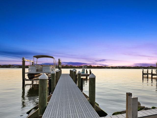 70' Flow thru dock