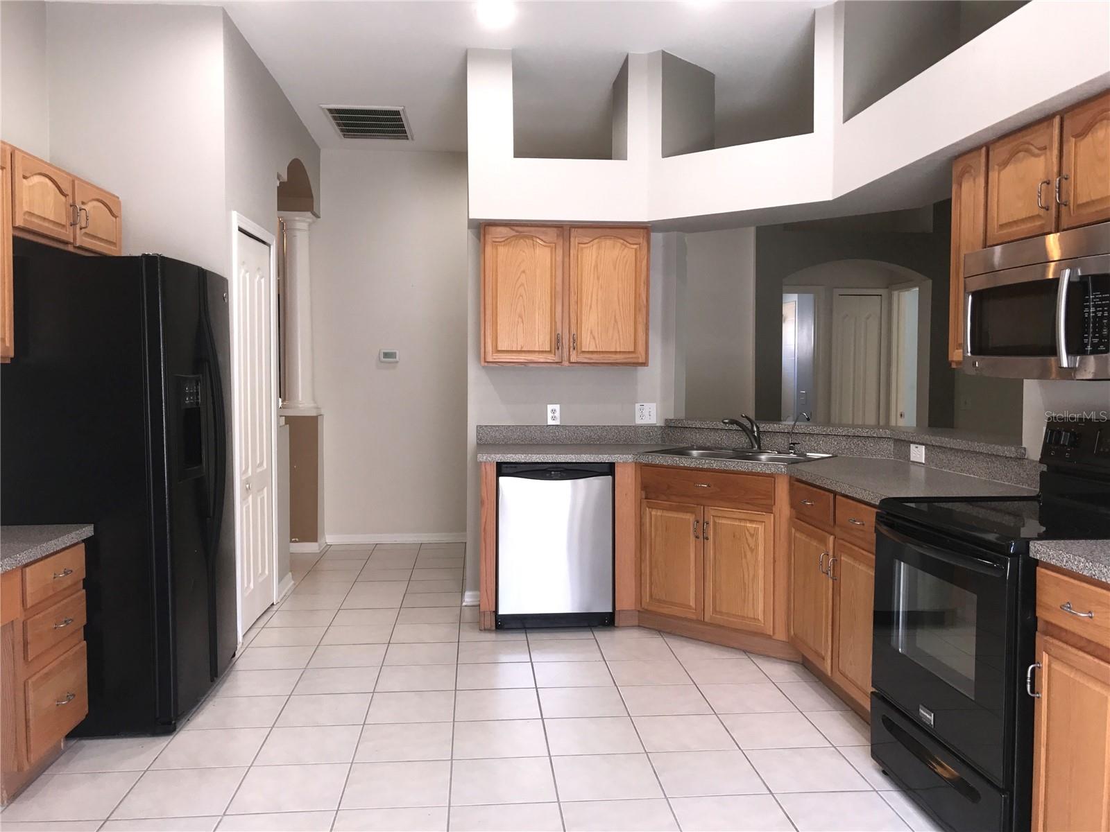 15807 Leatherleaf Lane, Land O Lakes, Florida 34638, 4 Bedrooms Bedrooms, ,2 BathroomsBathrooms,Residential,For Sale,LEATHERLEAF,T3463008