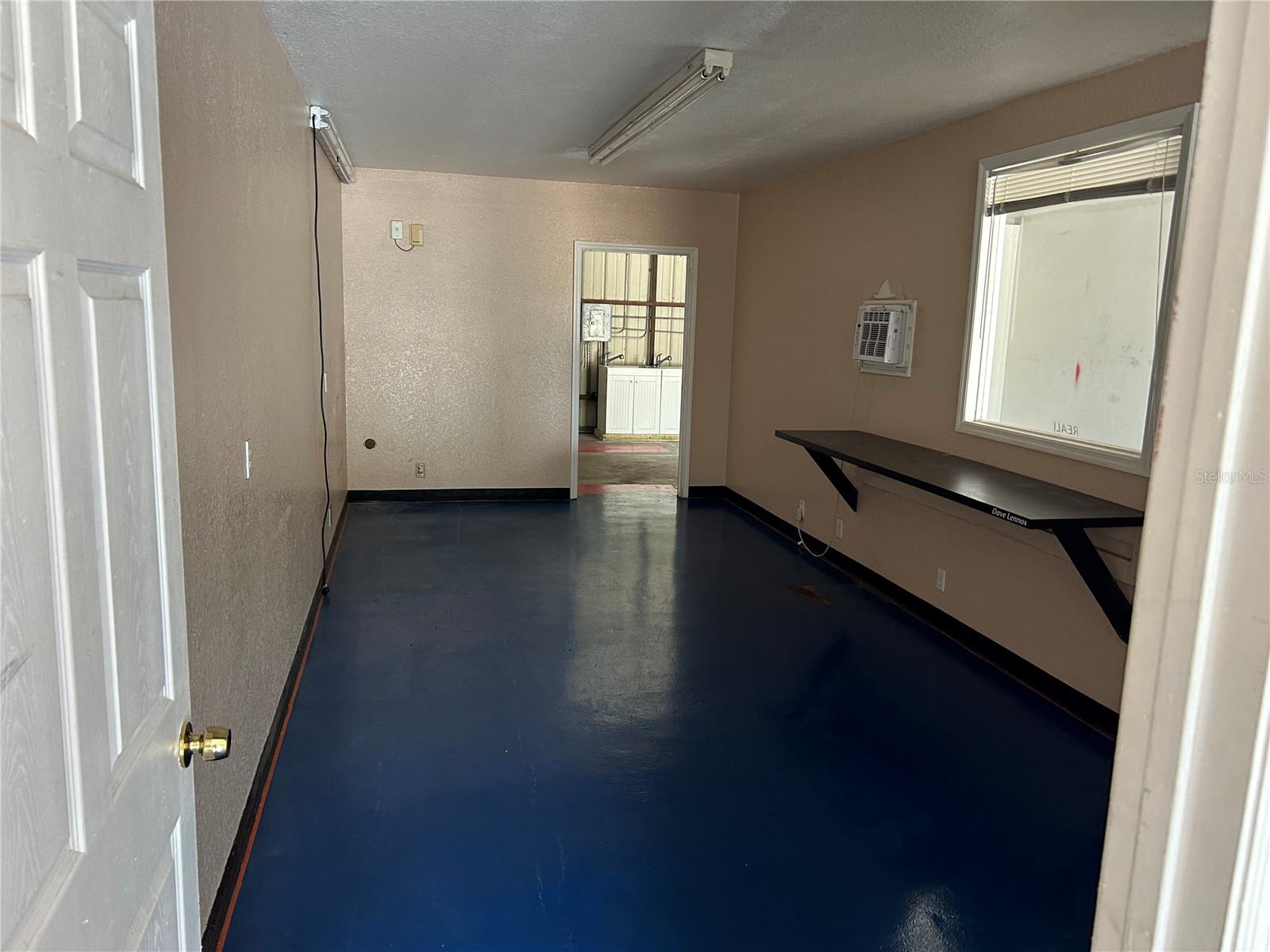 Unit L large office