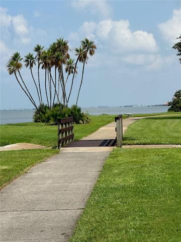 Ocean side walking/jogging path