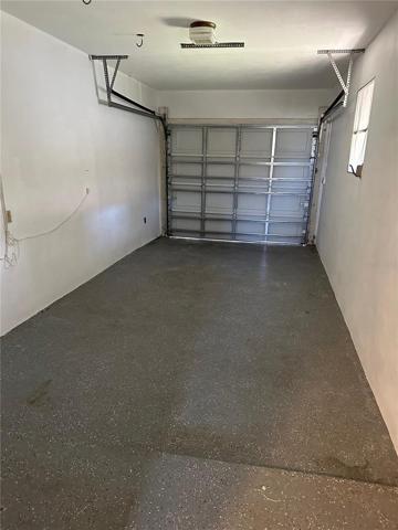 One car garage