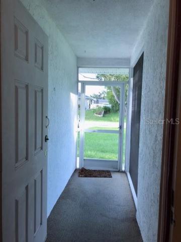 Screened front porch / walkway