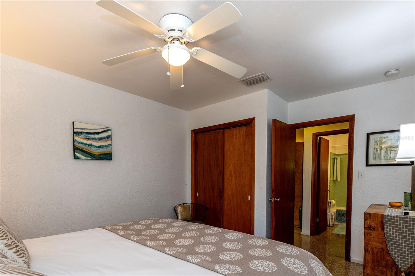 Side 1: Bedroom