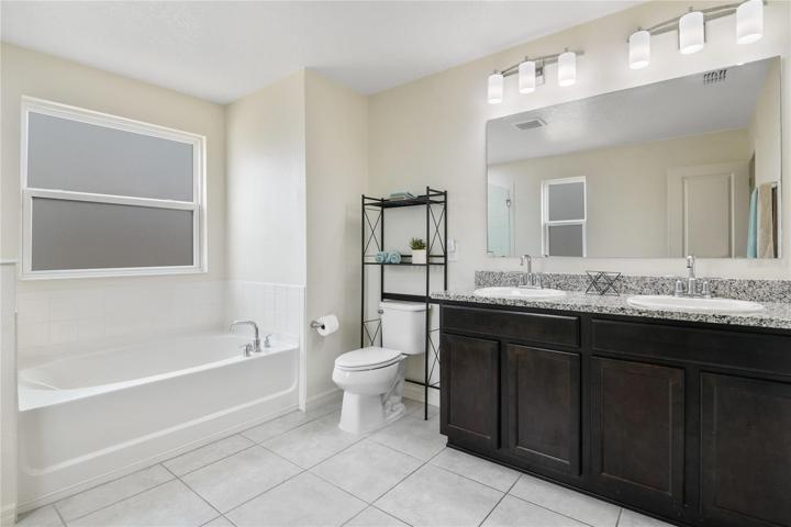 Master bedroom bath2nd floor
