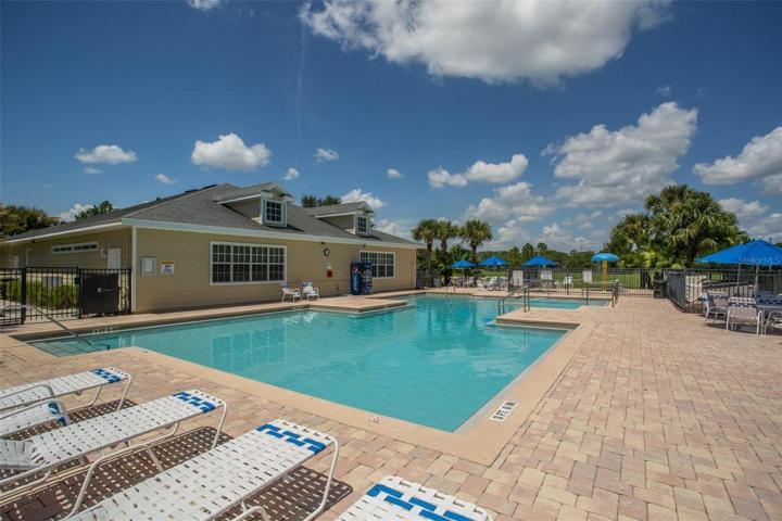 POOL.