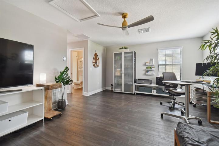 2nd Floor Bonus Room