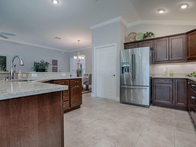 THIS DOOR LEADS TO THE LAUNDRY ROOM.
