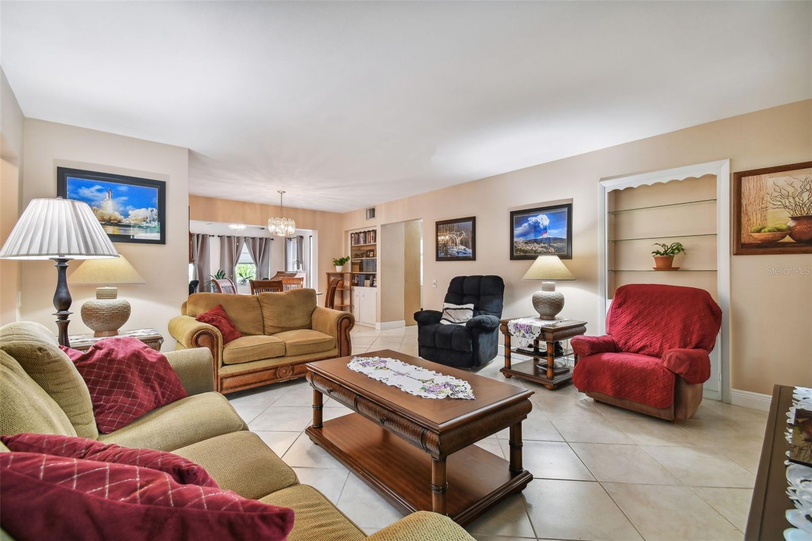 Living room 1