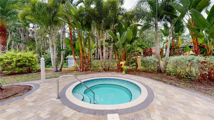 Community Pool & Spa