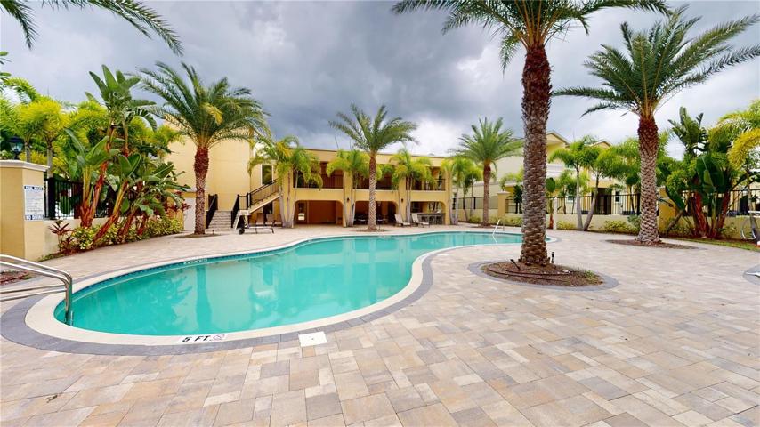 Community Pool & Spa