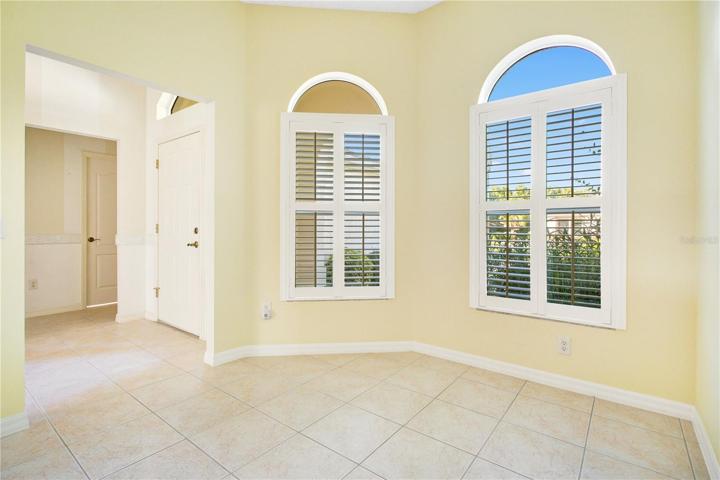 Breakfast Nook 2