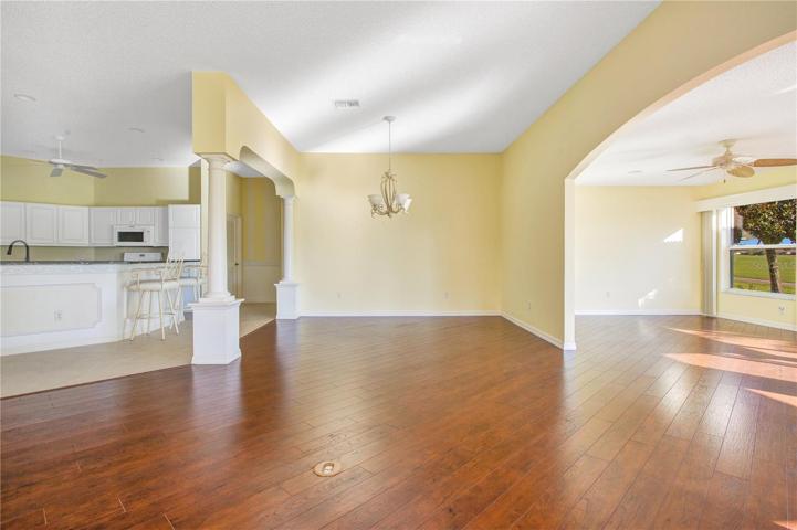 Living Room 9