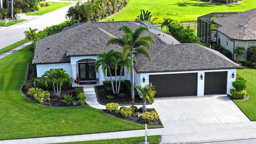 3 bedrooms/3 full baths